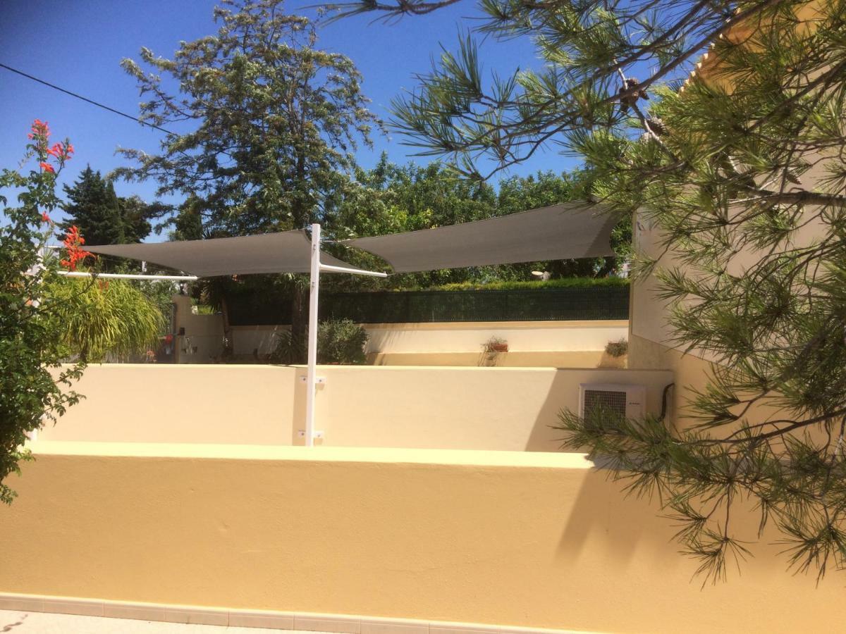 Eber: Poolside Near Old Town Apartment Albufeira