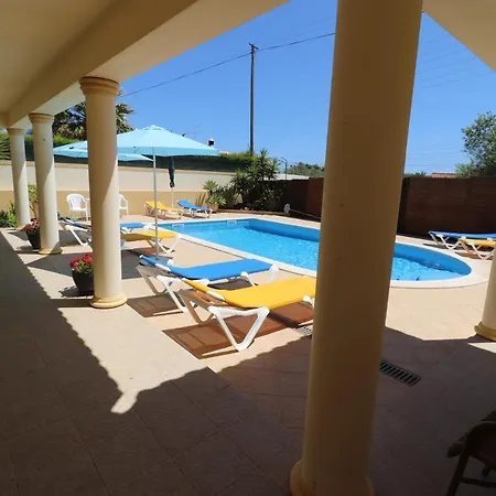 Villa Eber: Poolside Apartments Near Old Town Albufeira Exterior photo