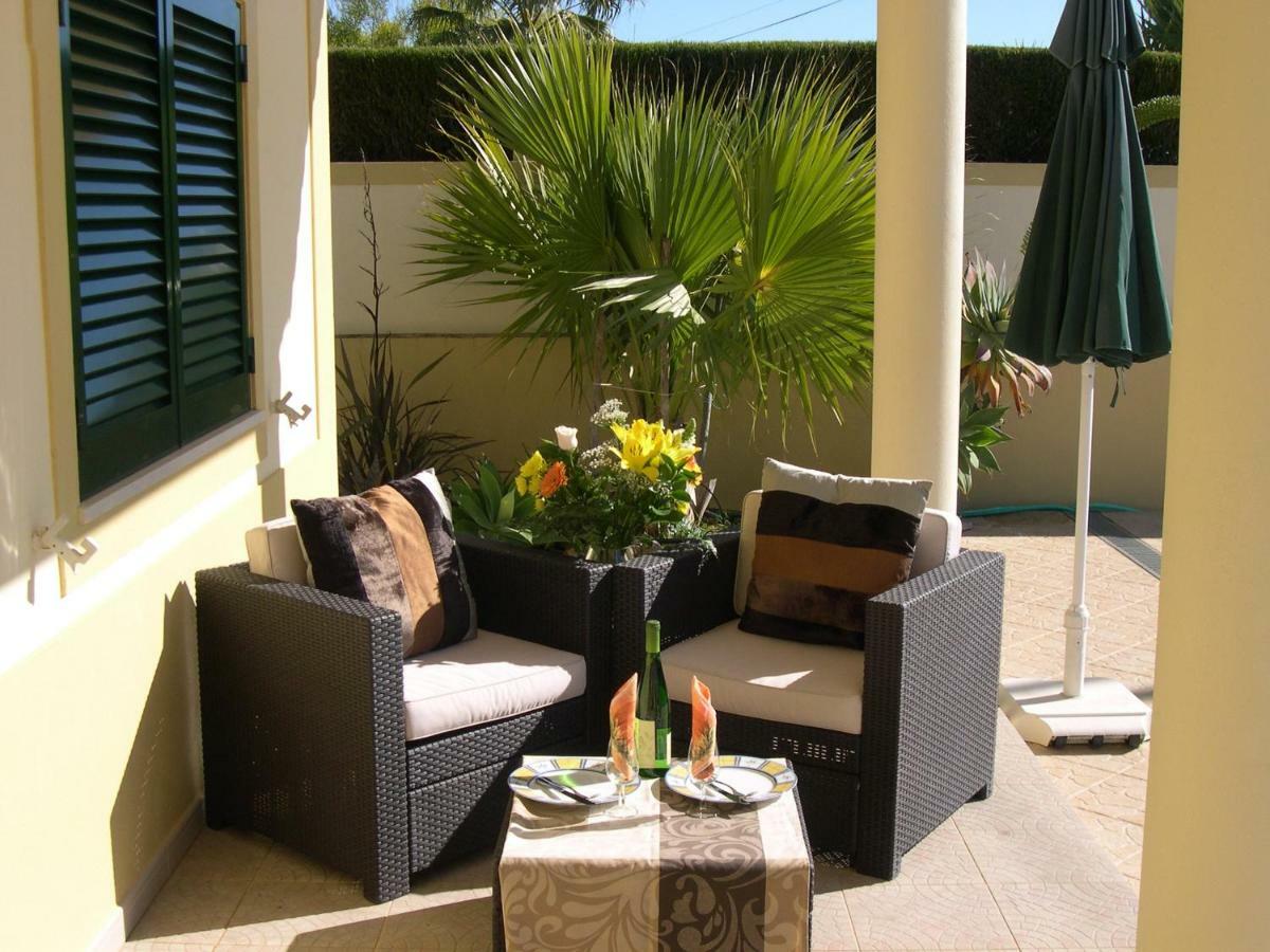 Eber: Poolside Near Old Town * Albufeira